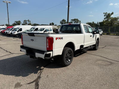 2026 Ford Super Duty F-350 SRW XL