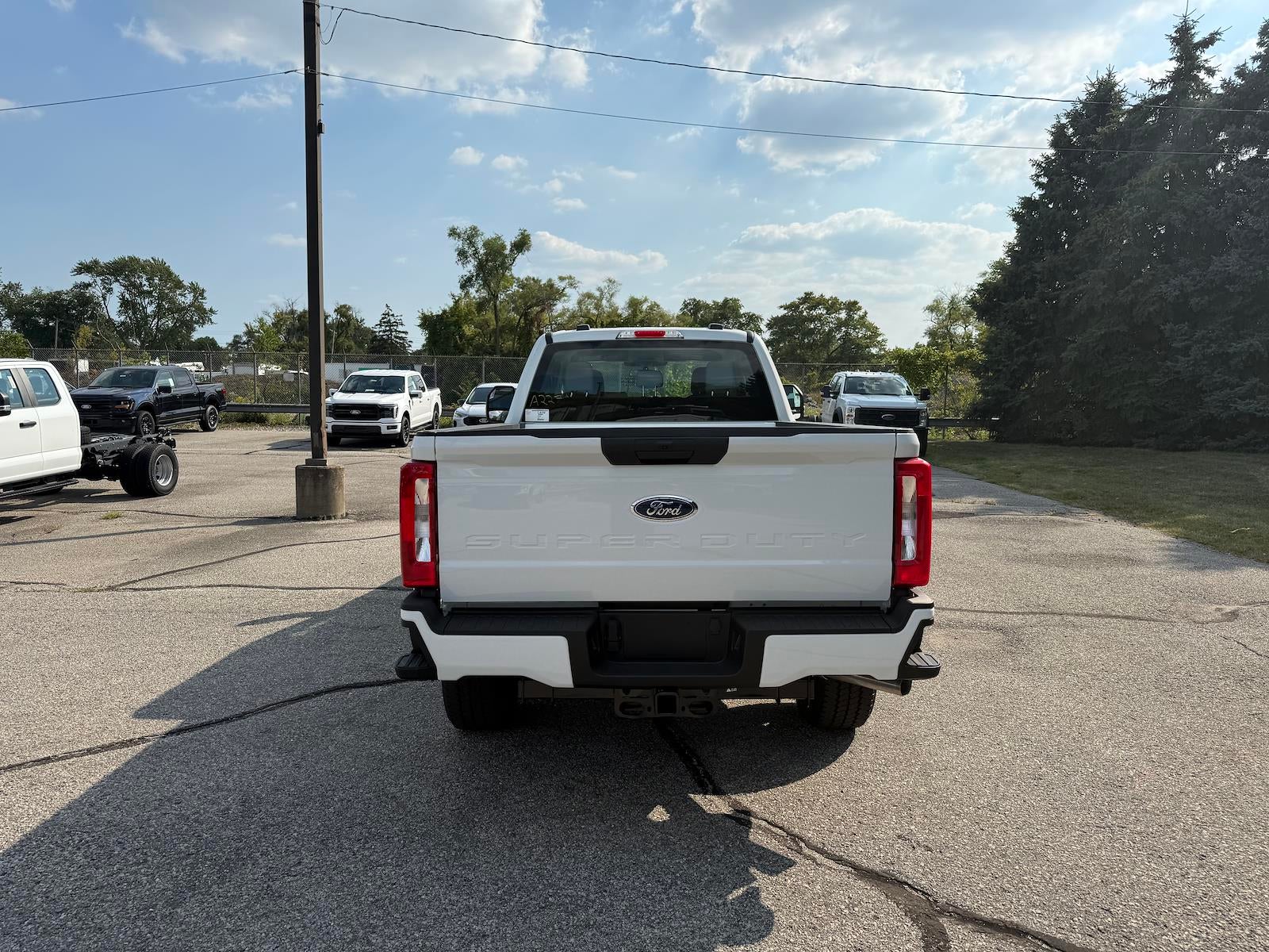 2026 Ford Super Duty F-350 SRW XL