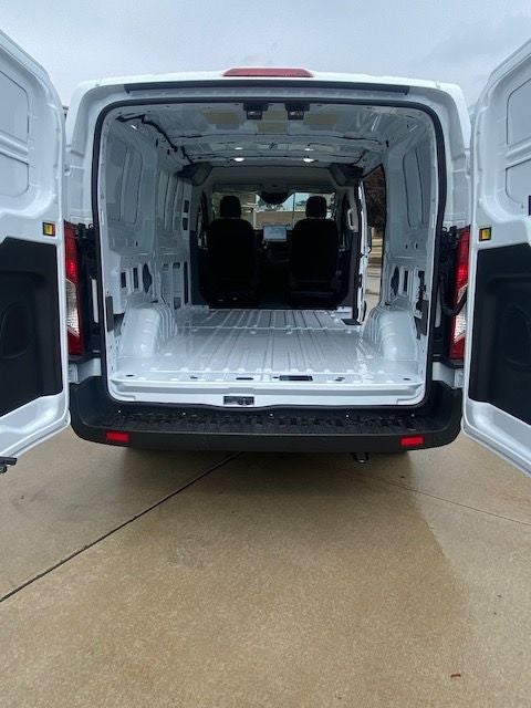 2027 Ford Transit-250 Base
