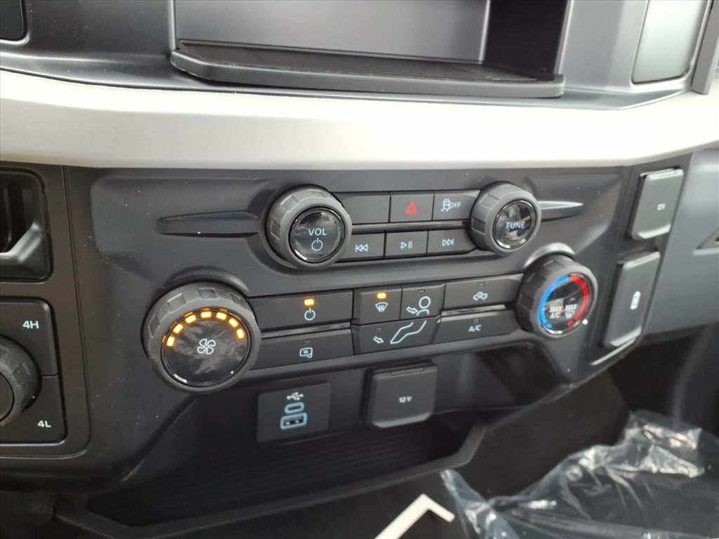 2026 Ford Super Duty F-350 SRW XL