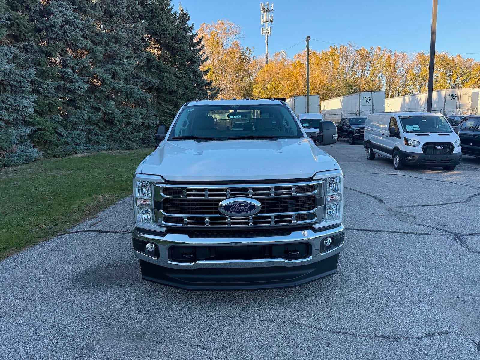 2026 Ford Super Duty F-350 DRW XLT