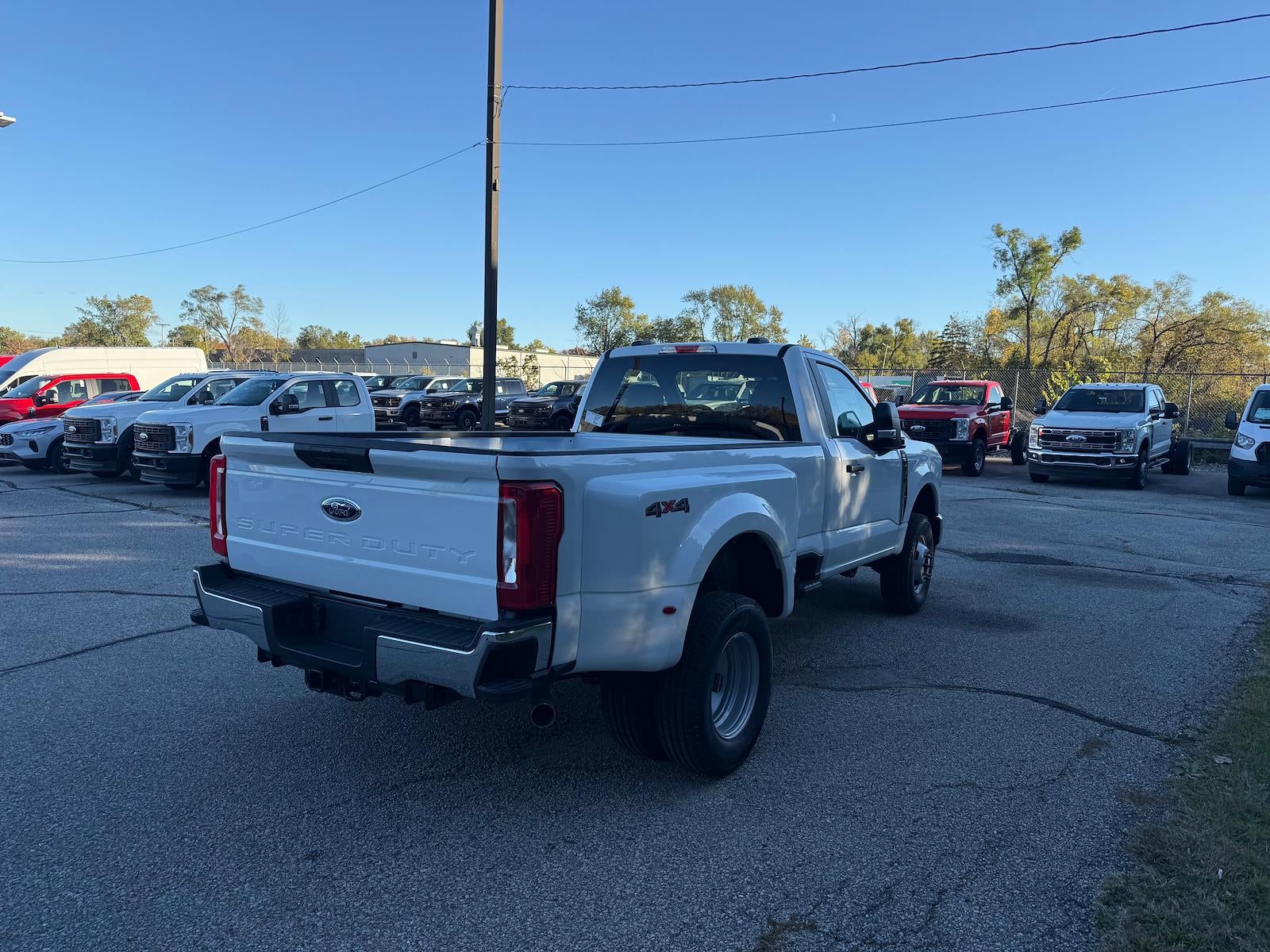 2026 Ford Super Duty F-350 DRW XLT