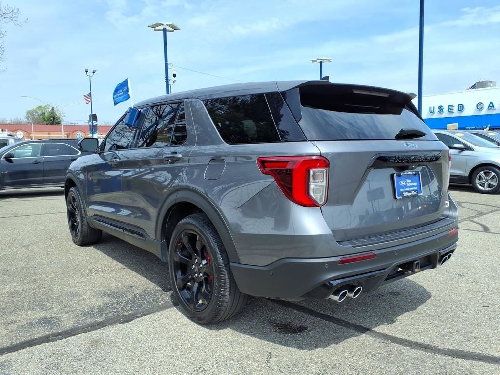 2022 Ford Explorer ST