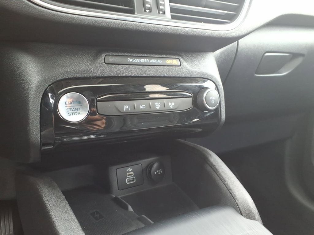 2024 Ford Escape Plug-In Hybrid Base