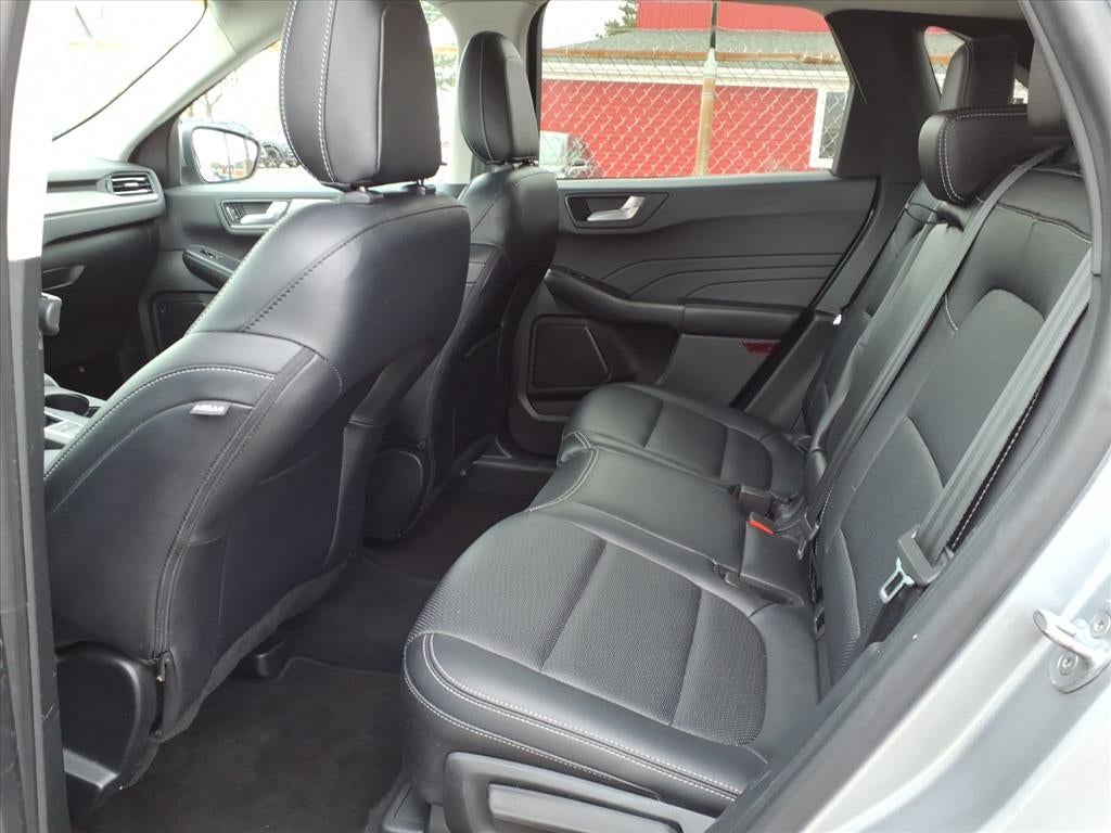 2021 Ford Escape Hybrid Titanium