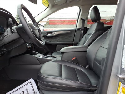 2021 Ford Escape Hybrid Titanium