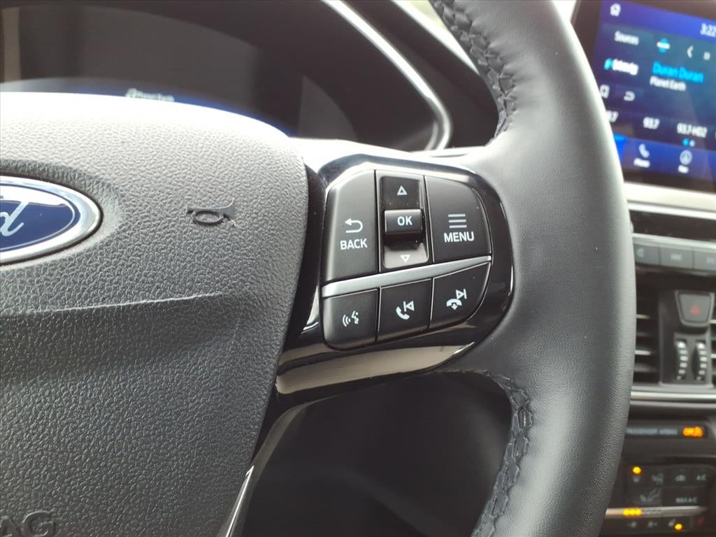 2021 Ford Escape Hybrid Titanium