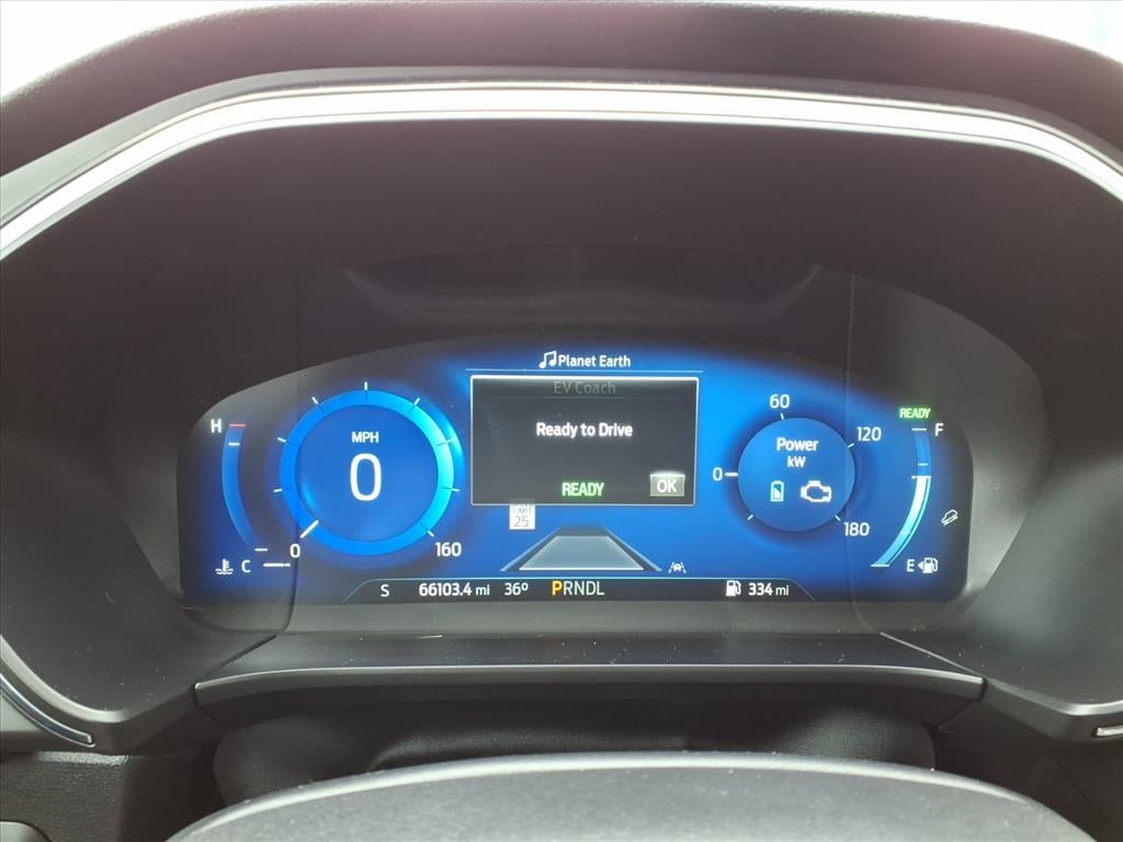 2021 Ford Escape Hybrid Titanium