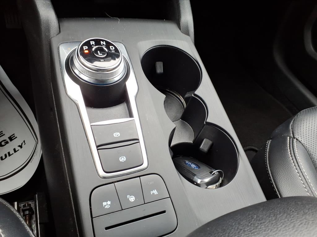 2021 Ford Escape Hybrid Titanium