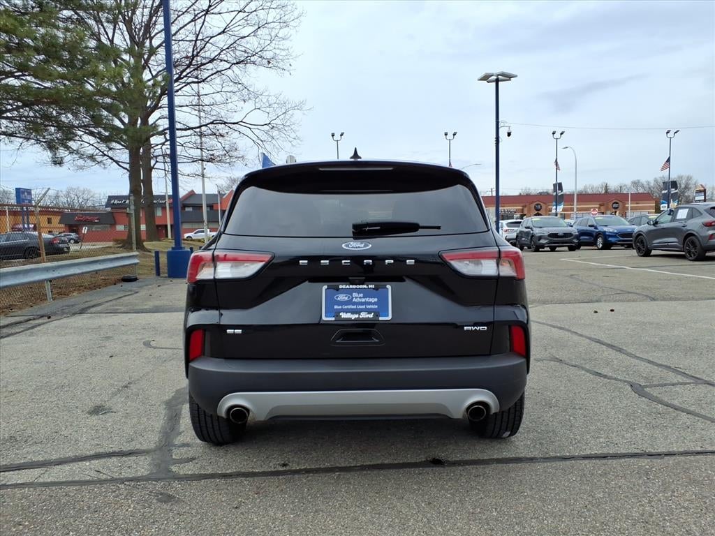 2022 Ford Escape SE