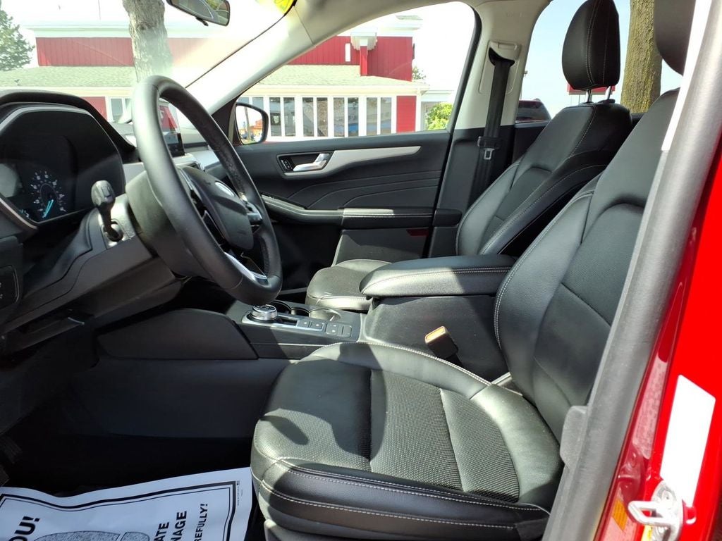 2022 Ford Escape SEL