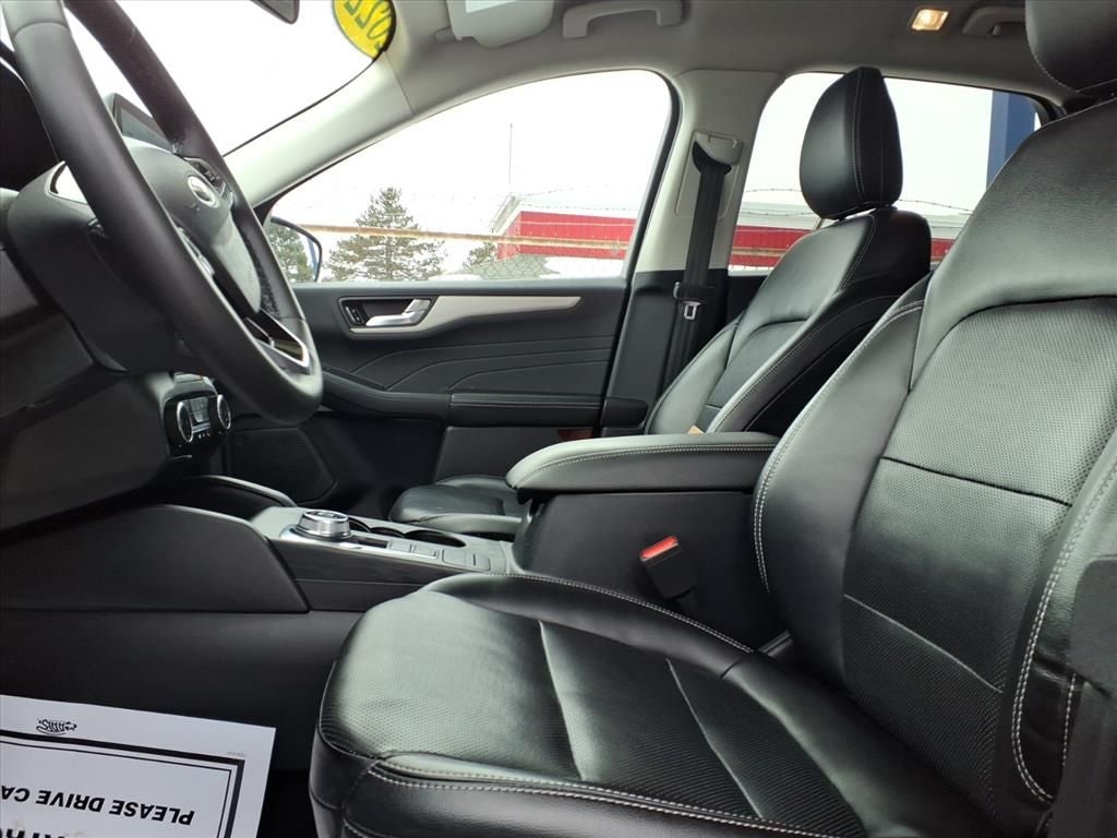 2022 Ford Escape SEL