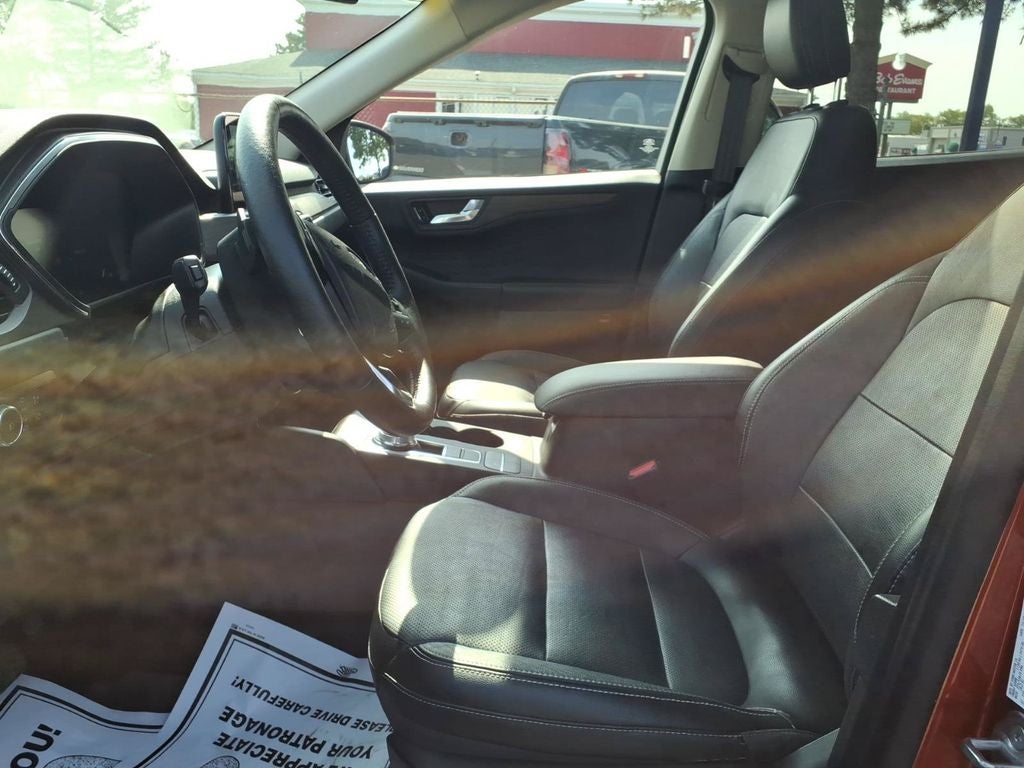 2020 Ford Escape Titanium