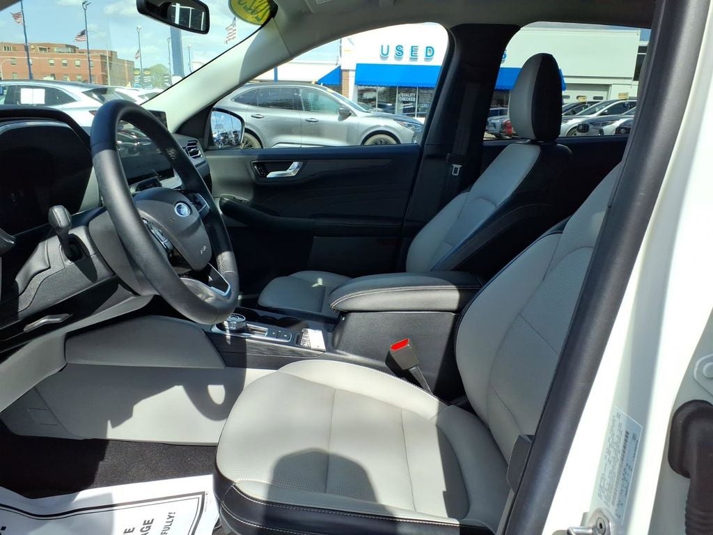 2023 Ford Escape Hybrid Platinum