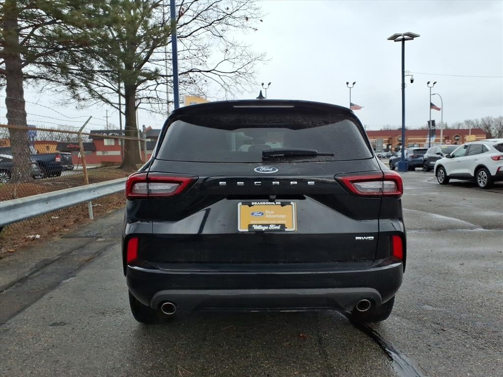 2023 Ford Escape ST-Line Select