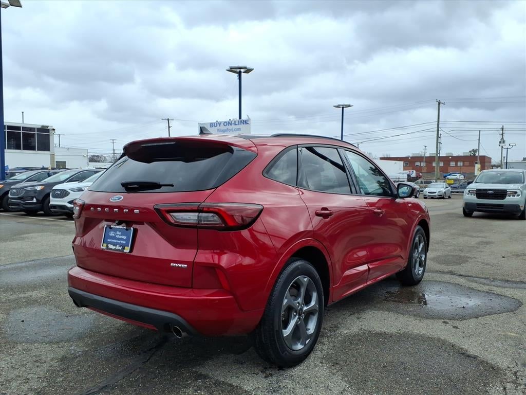 2023 Ford Escape ST-Line Select
