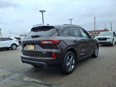 2023 Ford Escape ST-Line Select