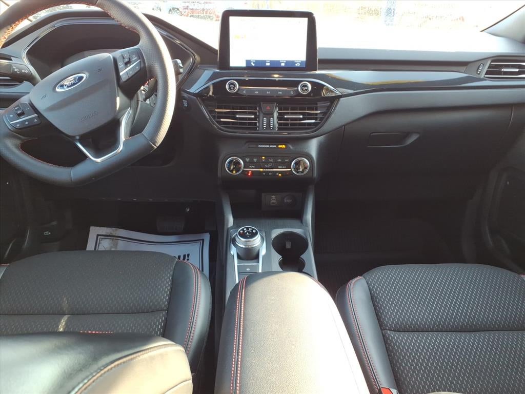 2025 Ford Escape Hybrid ST-Line Select