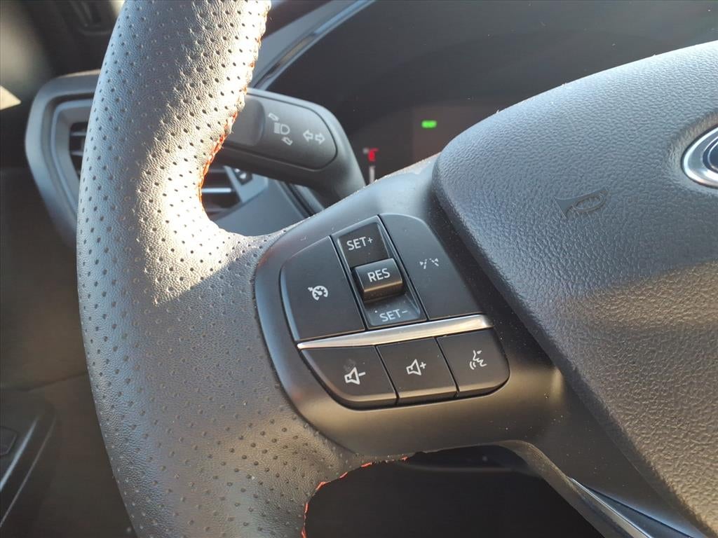 2025 Ford Escape Hybrid ST-Line Select