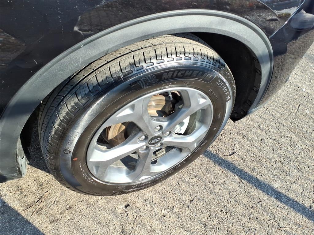 2025 Ford Escape Hybrid ST-Line Select