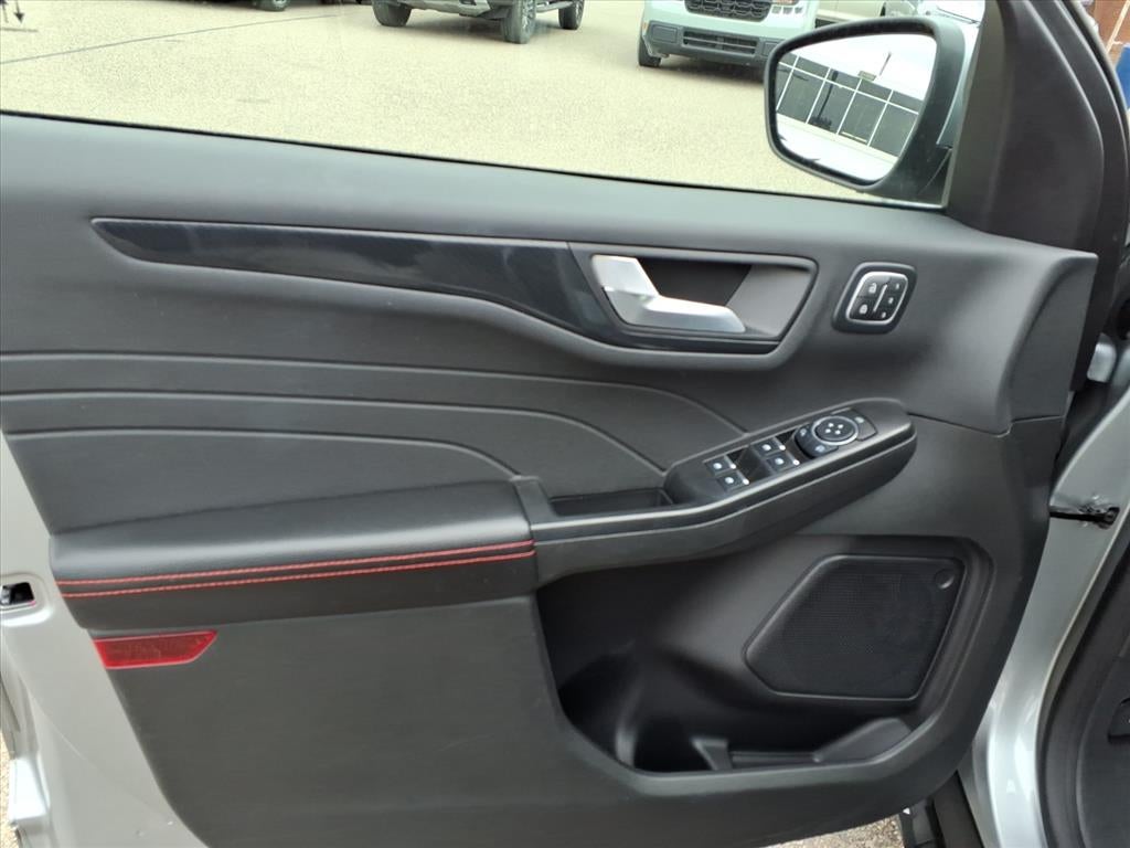 2023 Ford Escape ST-Line Elite