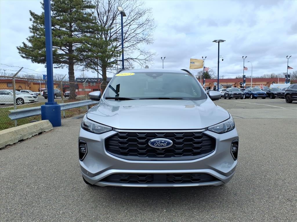 2023 Ford Escape ST-Line Elite