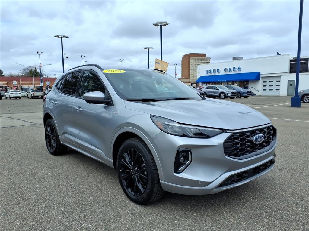 2023 Ford Escape ST-Line Elite