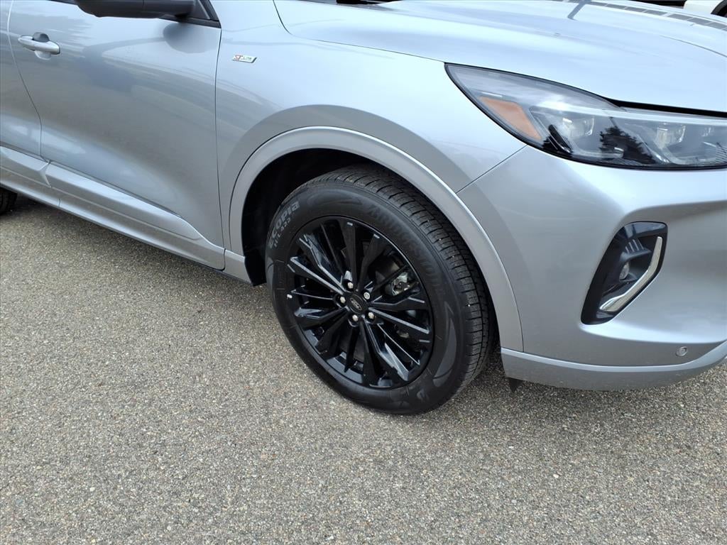 2023 Ford Escape ST-Line Elite