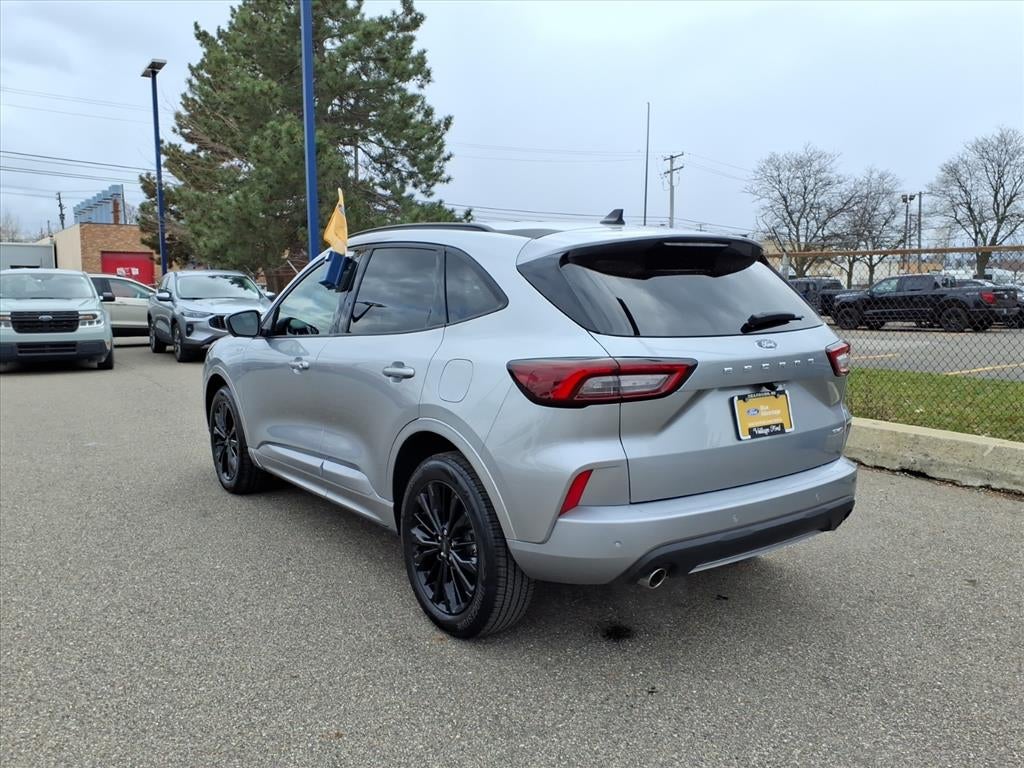 2023 Ford Escape ST-Line Elite