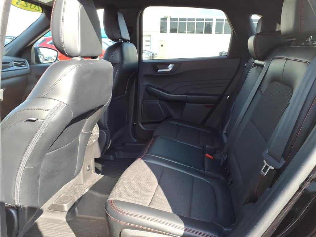 2023 Ford Escape ST-Line Elite