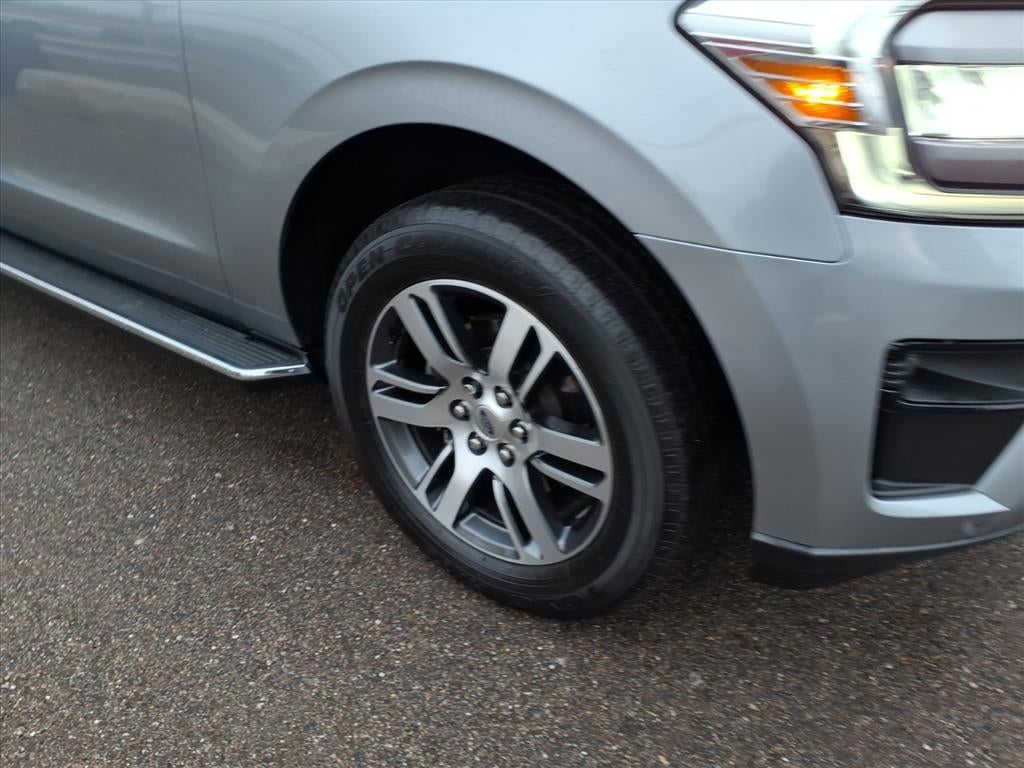 2023 Ford Expedition MAX XLT