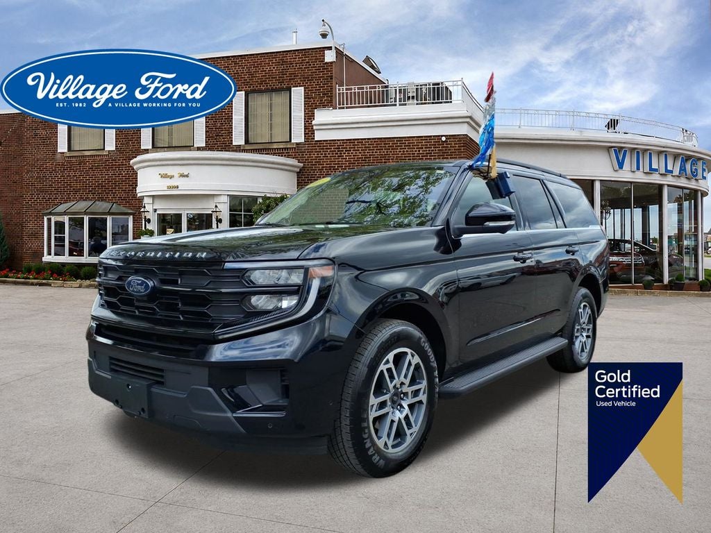 2025 Ford Expedition Active's photo