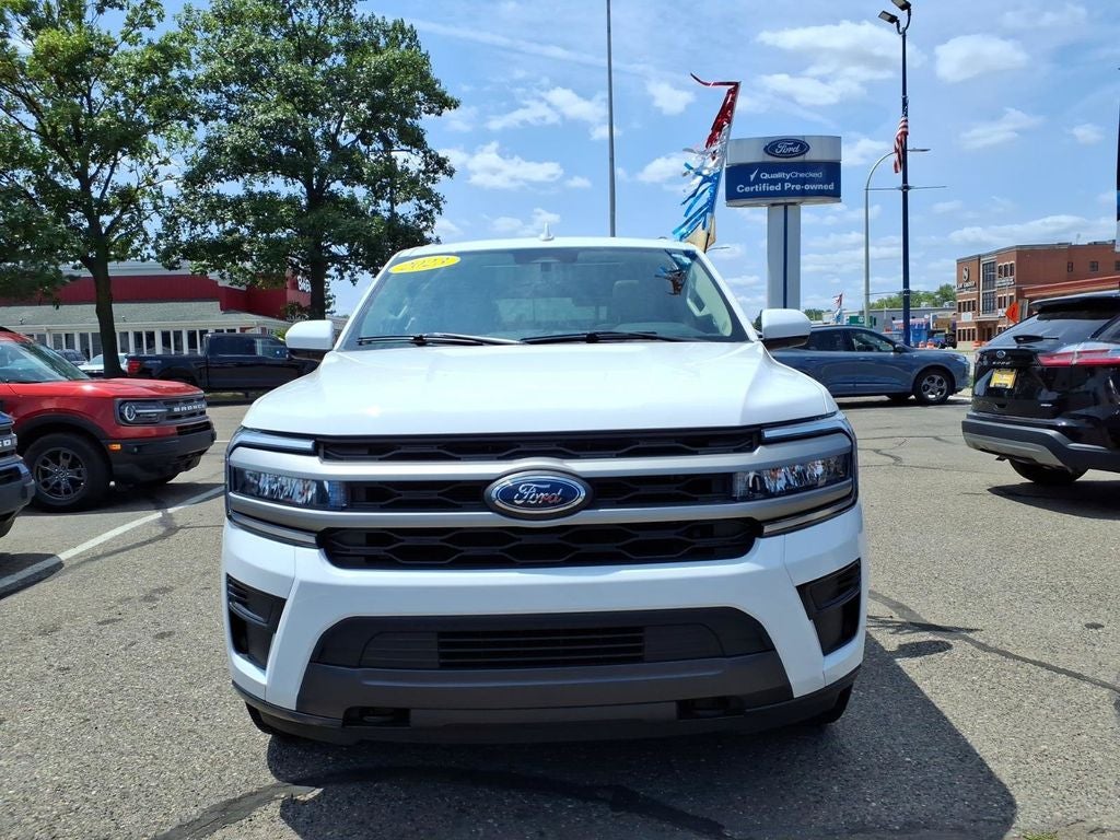 2023 Ford Expedition XLT