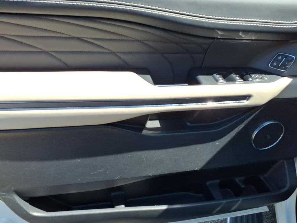 2024 Ford Expedition Platinum