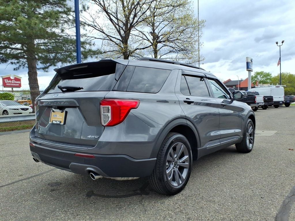 2024 Ford Explorer XLT