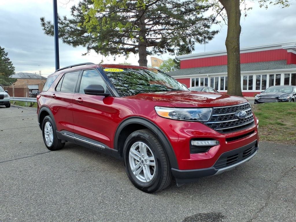 2023 Ford Explorer XLT
