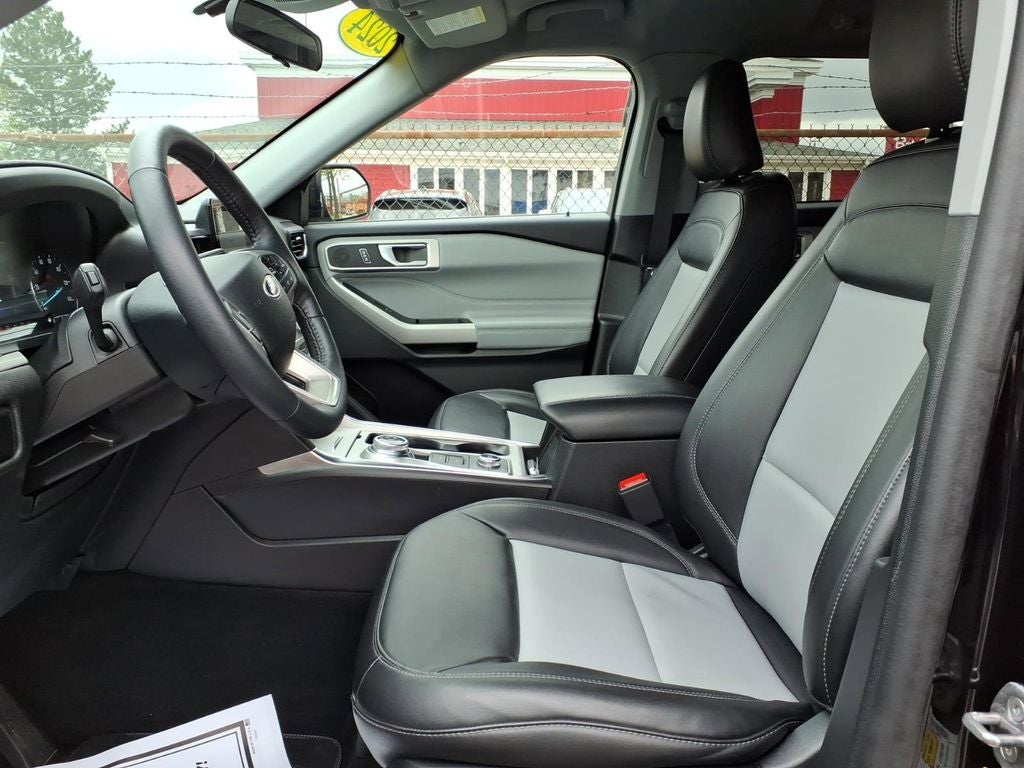 2024 Ford Explorer XLT