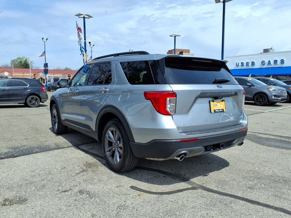 2024 Ford Explorer XLT