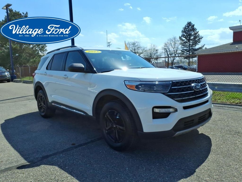 2023 Ford Explorer XLT