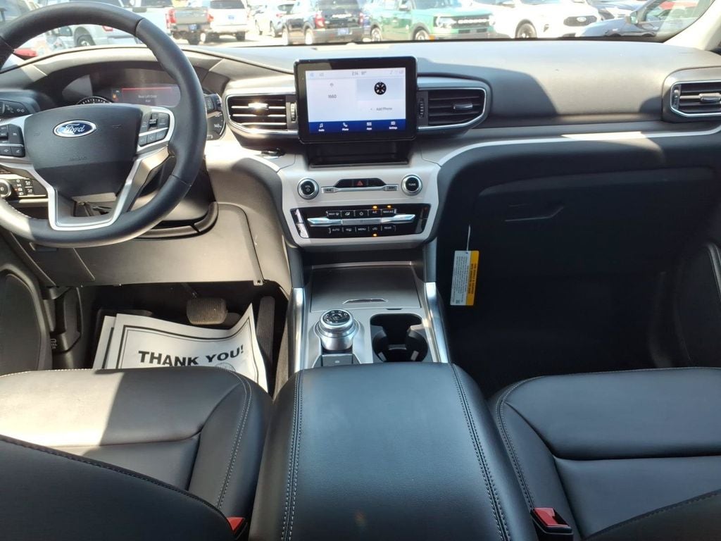 2024 Ford Explorer XLT