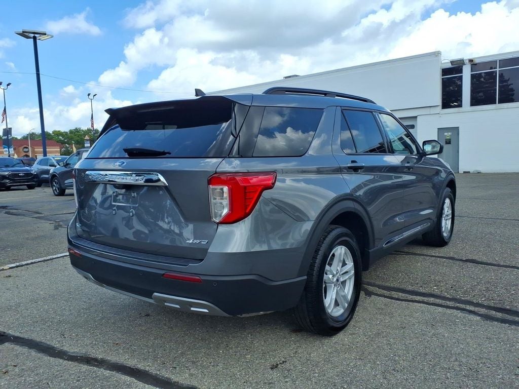 2024 Ford Explorer XLT