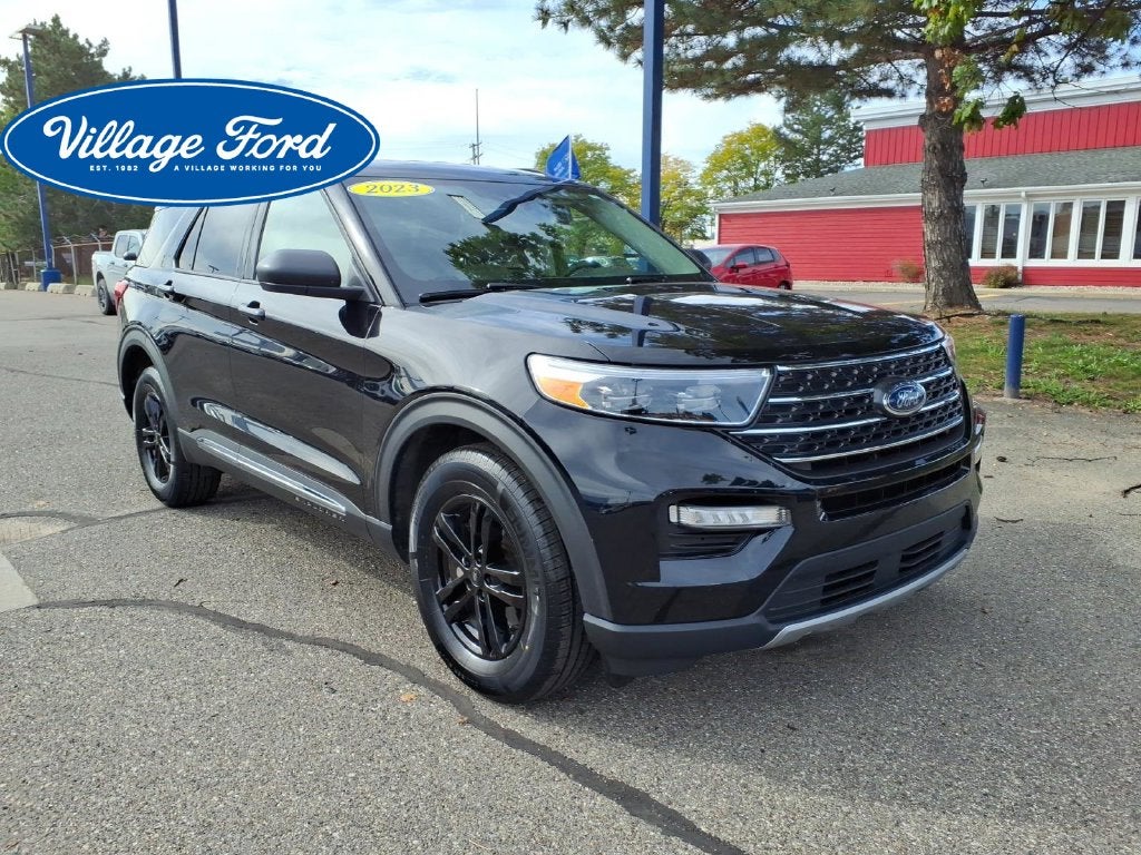 2023 Ford Explorer XLT
