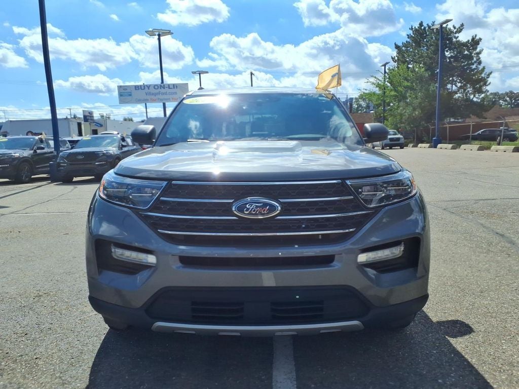 2024 Ford Explorer XLT