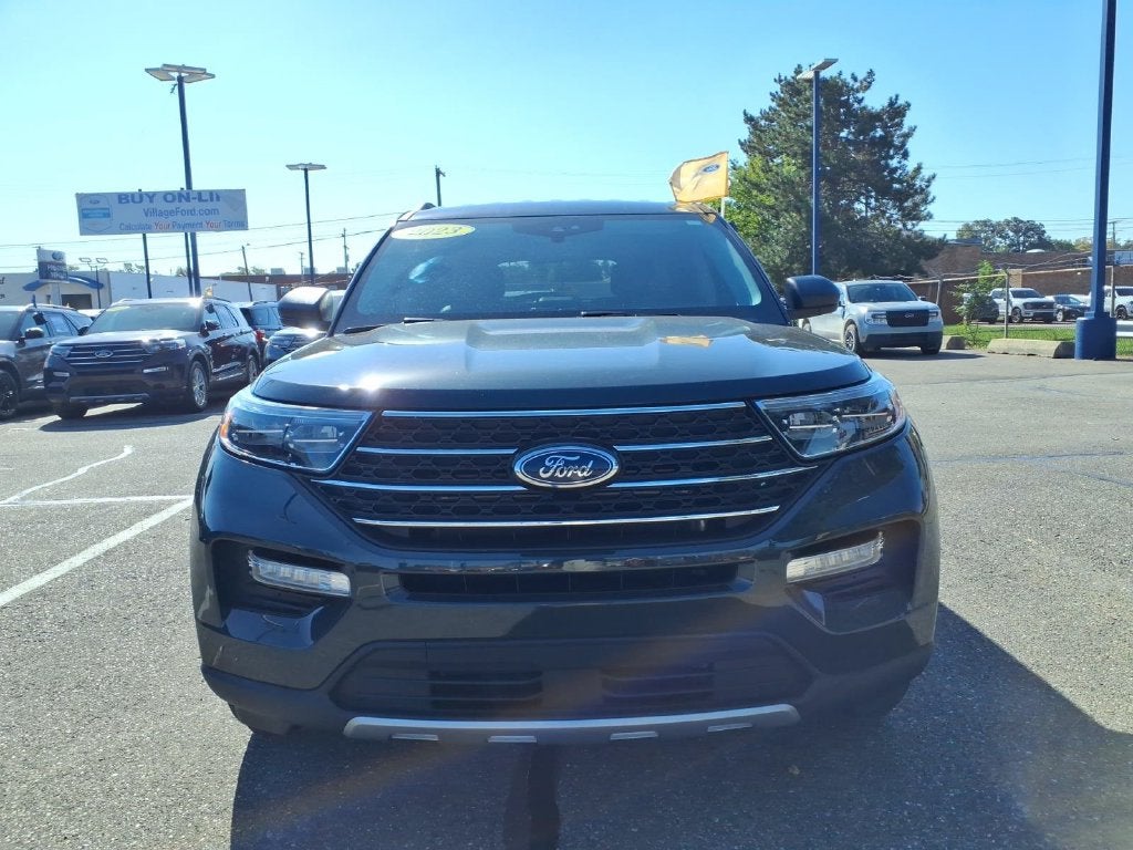 2023 Ford Explorer XLT