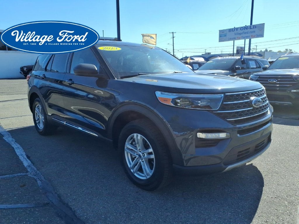 2023 Ford Explorer XLT