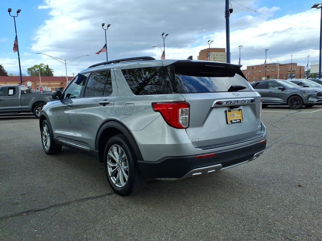 2024 Ford Explorer XLT
