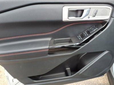 2024 Ford Explorer ST-Line