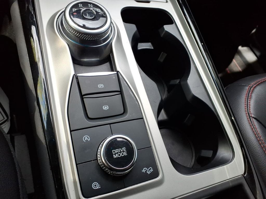 2024 Ford Explorer ST-Line