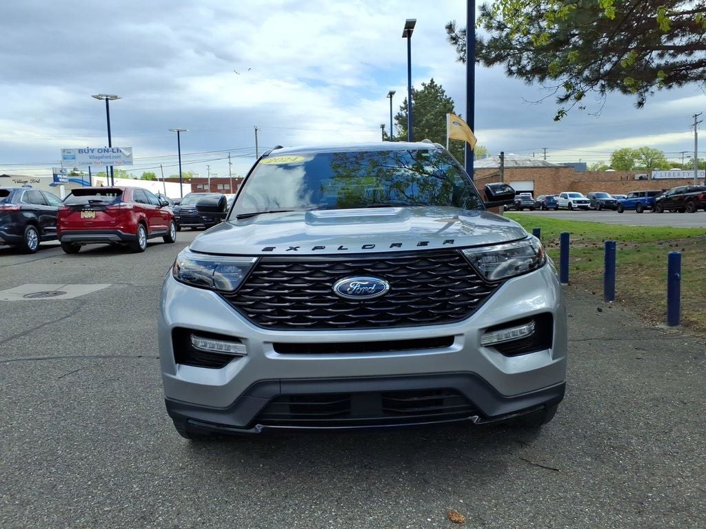 2024 Ford Explorer ST-Line