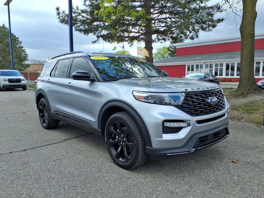 2024 Ford Explorer ST-Line